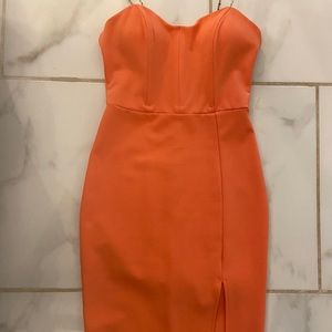 Midi strapless coral dress